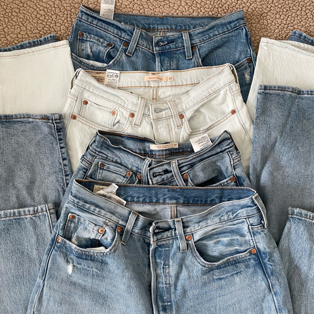 Levi's Blue Straight Leg Jeans with Vintage-Inspired Wash